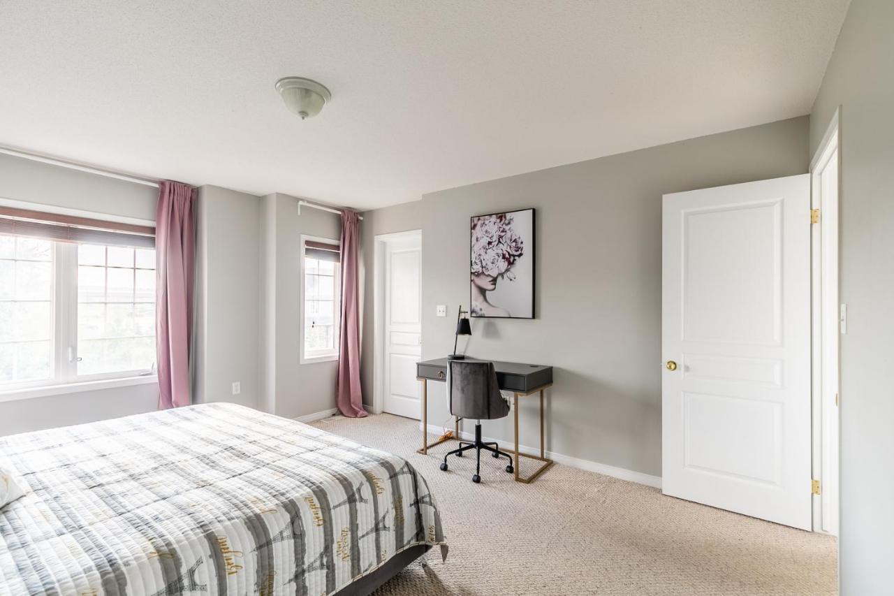 Luxury 3Br 2Ba Townhome With Private Hot Tub, Gym, Bbq By Globalstay Hamilton Exterior foto